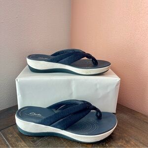 Clarks Cloudsteppers Arla Kayle Women’s Navy Blue Sandals